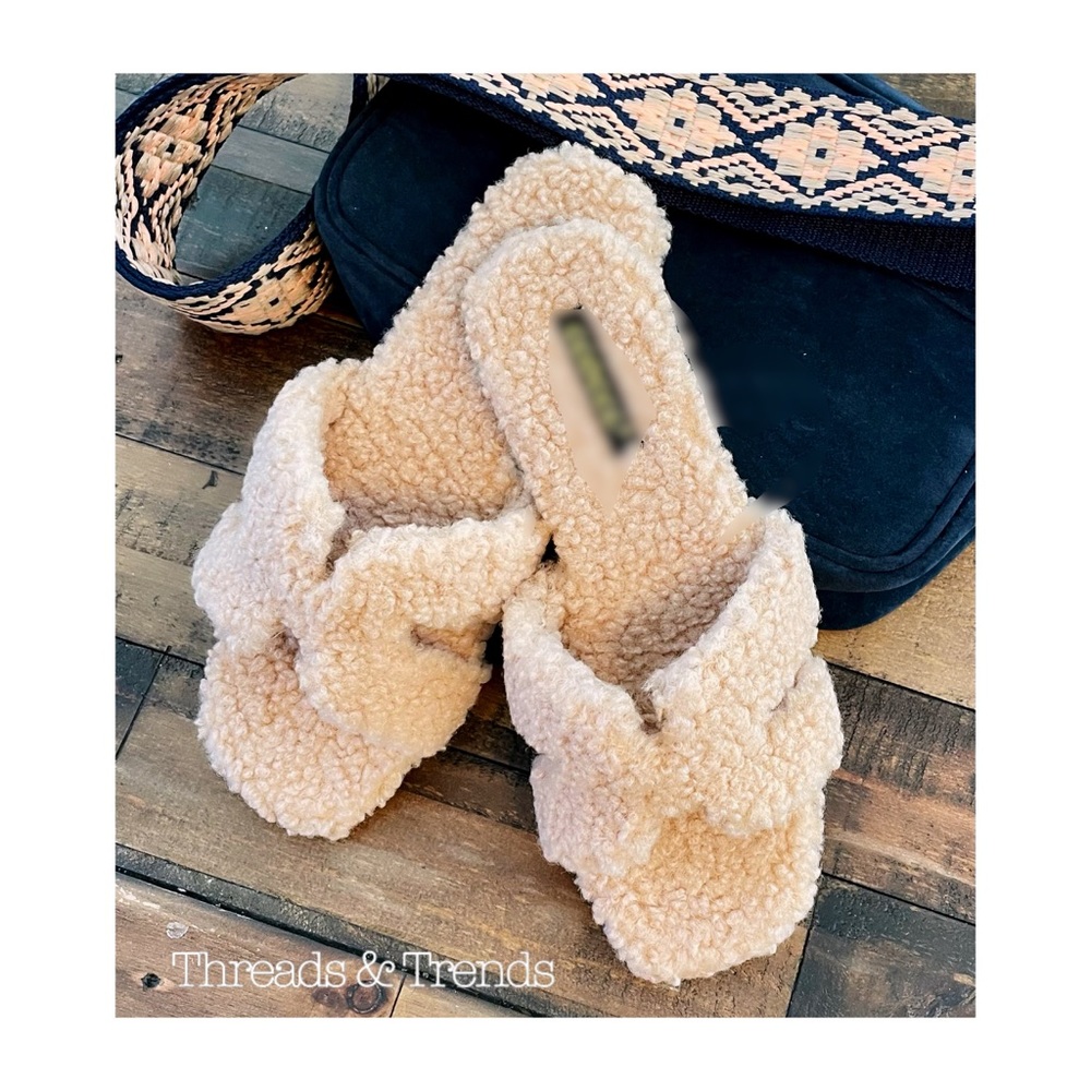 Teddy Shearling Slides